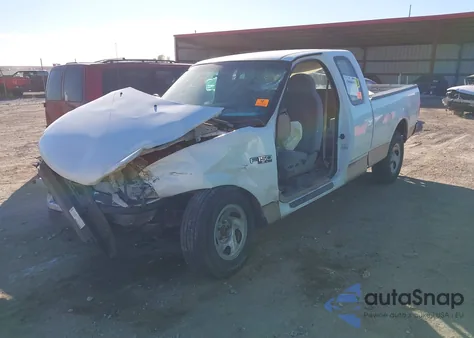 1998 Ford F-150 Standard/Xl/Xlt z USA, uszkodzony, nr VIN 2FTZX1725WCA62432